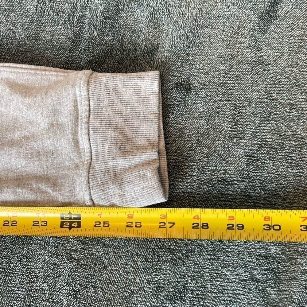 Lululemon Warm Down High-Rise Jogger
Heathered Core Ultra Light Grey Size 8 - Picture 13 of 14
